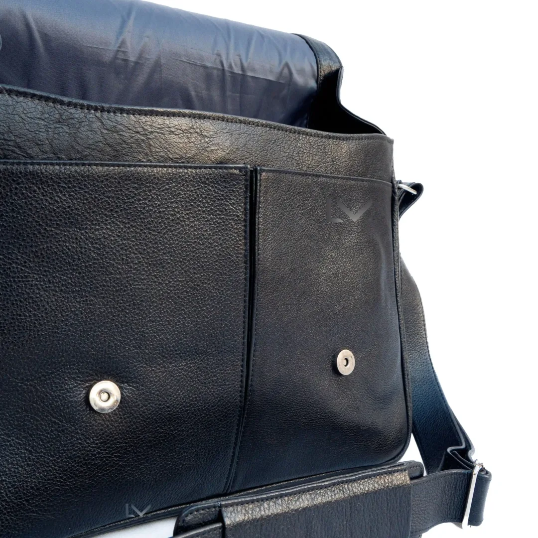 Unisex Black Leather Shoulder Laptop Bag - Leather Mingle