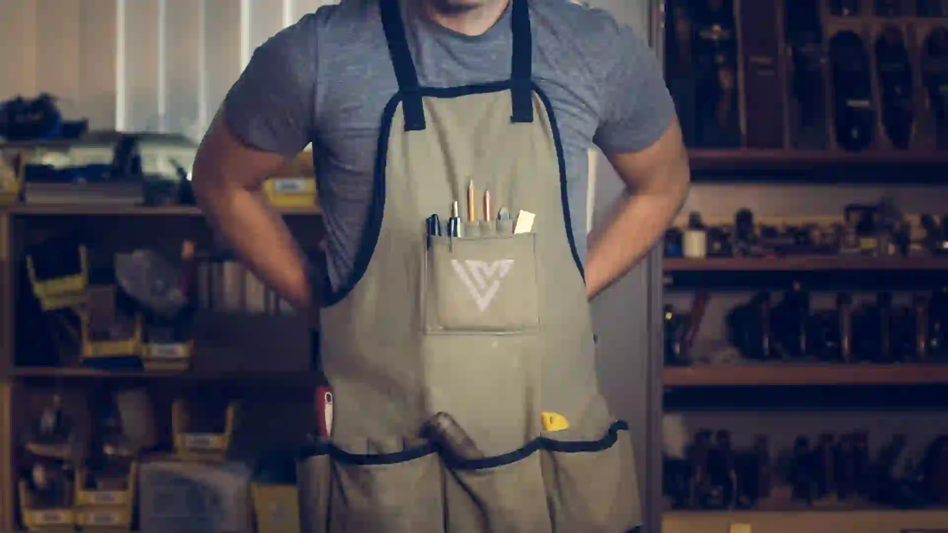 Best Leather Aprons for Woodworking - Leather Mingle